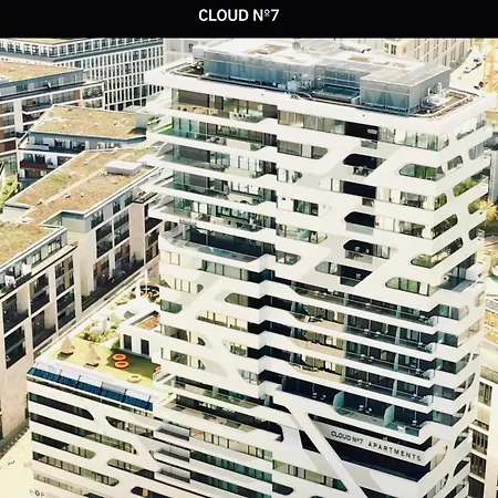 Ξενοδοχείο με διαμερίσματα Cloud No7 4*