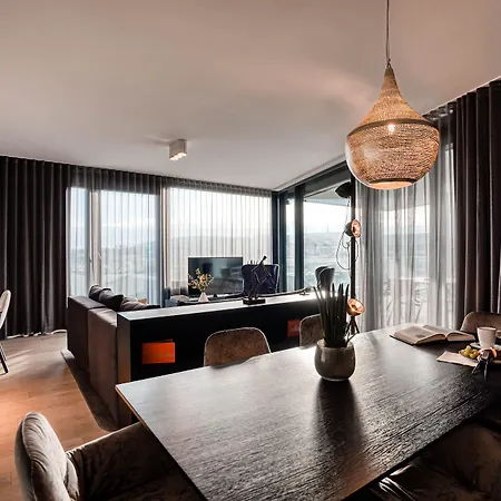 Apartmanhotel Cloud No7 - The Original 4*