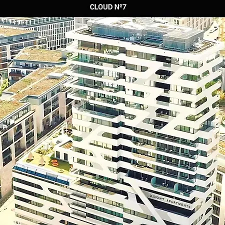 Cloud No7 - The Original Stuttgart