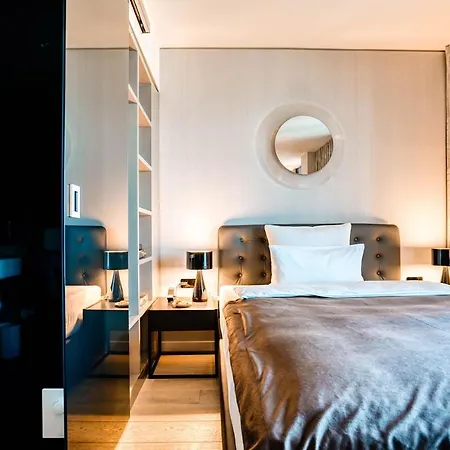 Aparthotel Cloud No7 4*